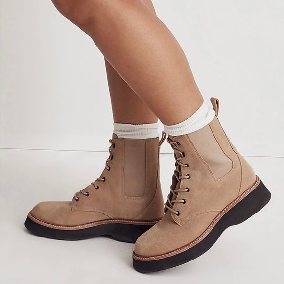 Madewell Helen Platform Chelsea Boot in Suede - Picture 1 of 4